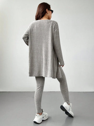 The Three Pieces Set Of Brushed Pit Striped Jacket + Vest + Trousers Is Suitable For Home And Autumn And Winter.