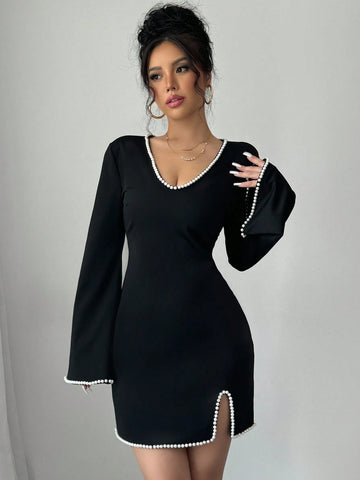 Women's Black Knitted Slim Fit Mini Dress, V-Neck Pearl Decorated Bell Sleeve Cocktail Party Elegant Sexy Short Dress, Suitable For Autumn, Winter And Spring