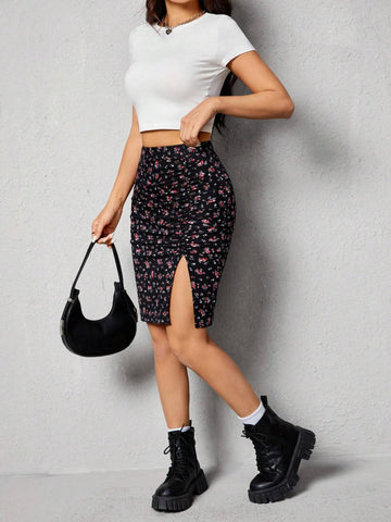 PETITE Women's Floral Printed Split Hem Skirt
