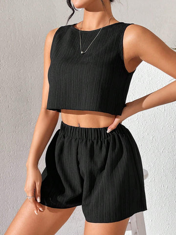 Women's Sleeveless Textured Top And Shorts Set