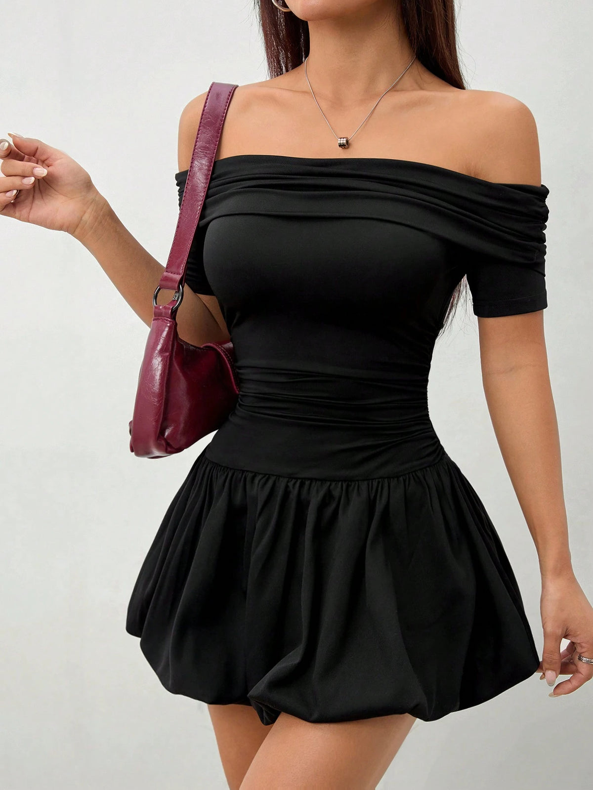Women's Spring And Autumn Solid Color One-Shoulder Short-Sleeved Ruffled Hem Mini Dress