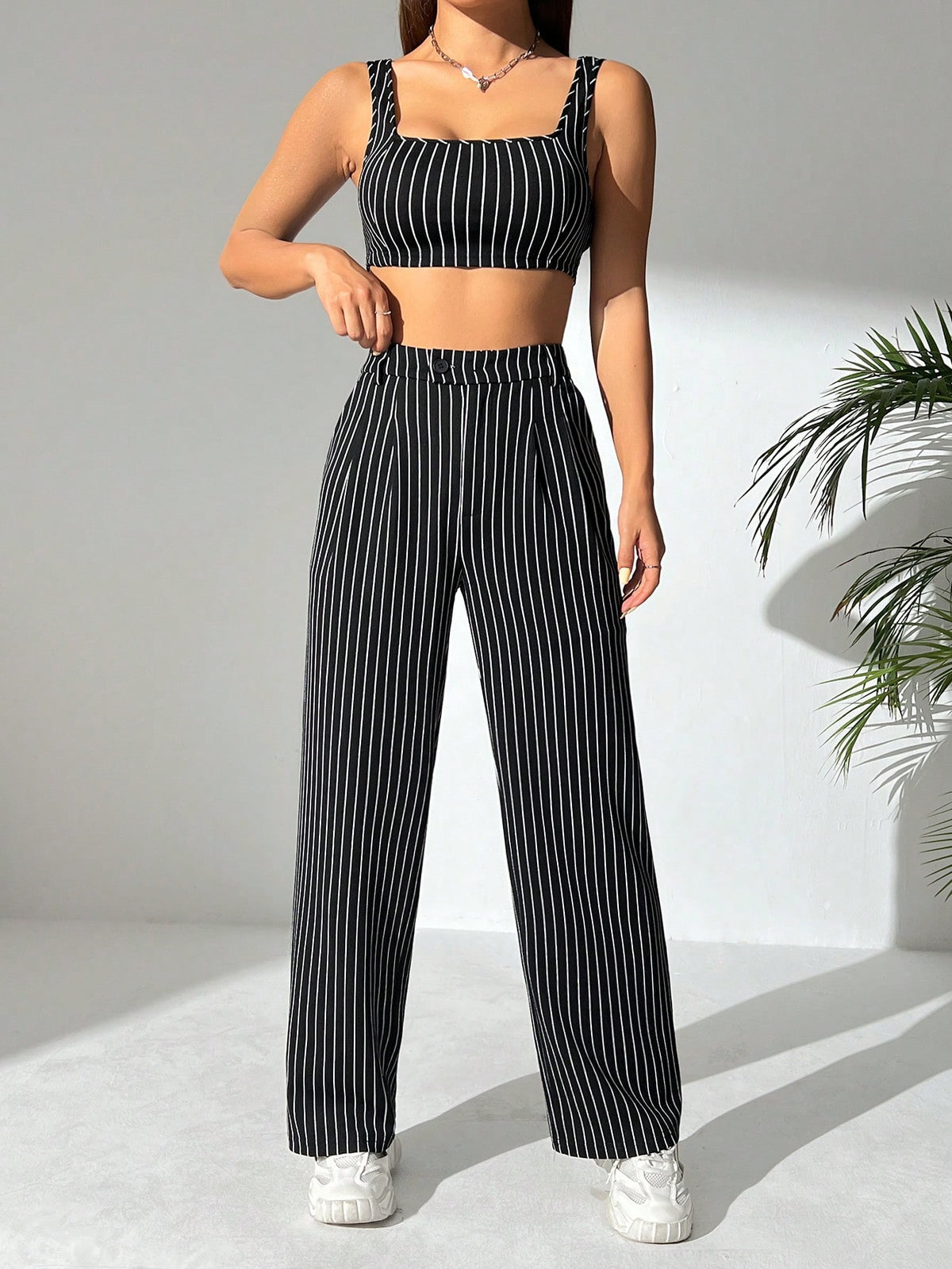 Women's Striped Pattern Cropped Cami Top And Pants Set