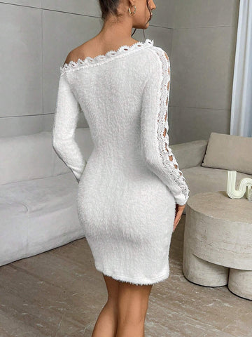 1pc Women Solid Color Contrast Lace Asymmetric Neck Hollow Out Long Sleeve Slim Elegant