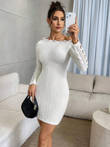1pc Women Solid Color Contrast Lace Asymmetric Neck Hollow Out Long Sleeve Slim Elegant