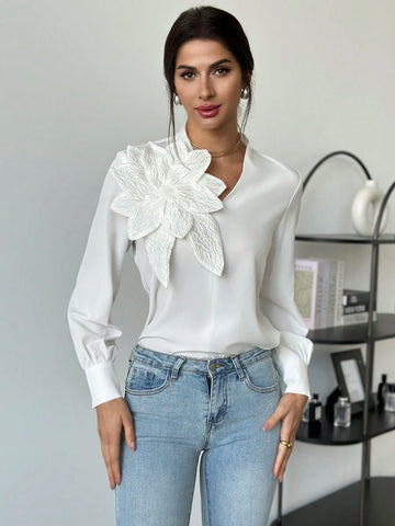 Privé 1pc Women's Elegant Refined Romantic Floral Decor V-Neck Long Sleeve White Blouse