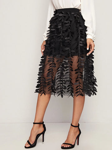 Privé Appliques Mesh Overlay Two Layer Skirt