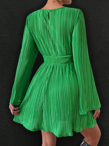 Autumn Fashion Pleated Flare Sleeve Crop Mini Dress