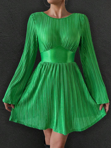 Autumn Fashion Pleated Flare Sleeve Crop Mini Dress