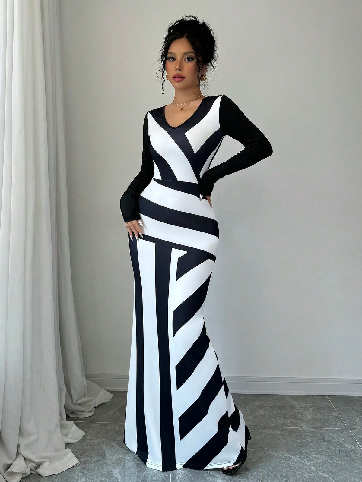 Black And White Striped Bodycon Midi Dress