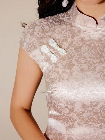 Chinese Style Sleeveless Qipao Dress For Women, Short Length With Waist Cinching, Back Jacquard And Hollow-Out Hem, Summer