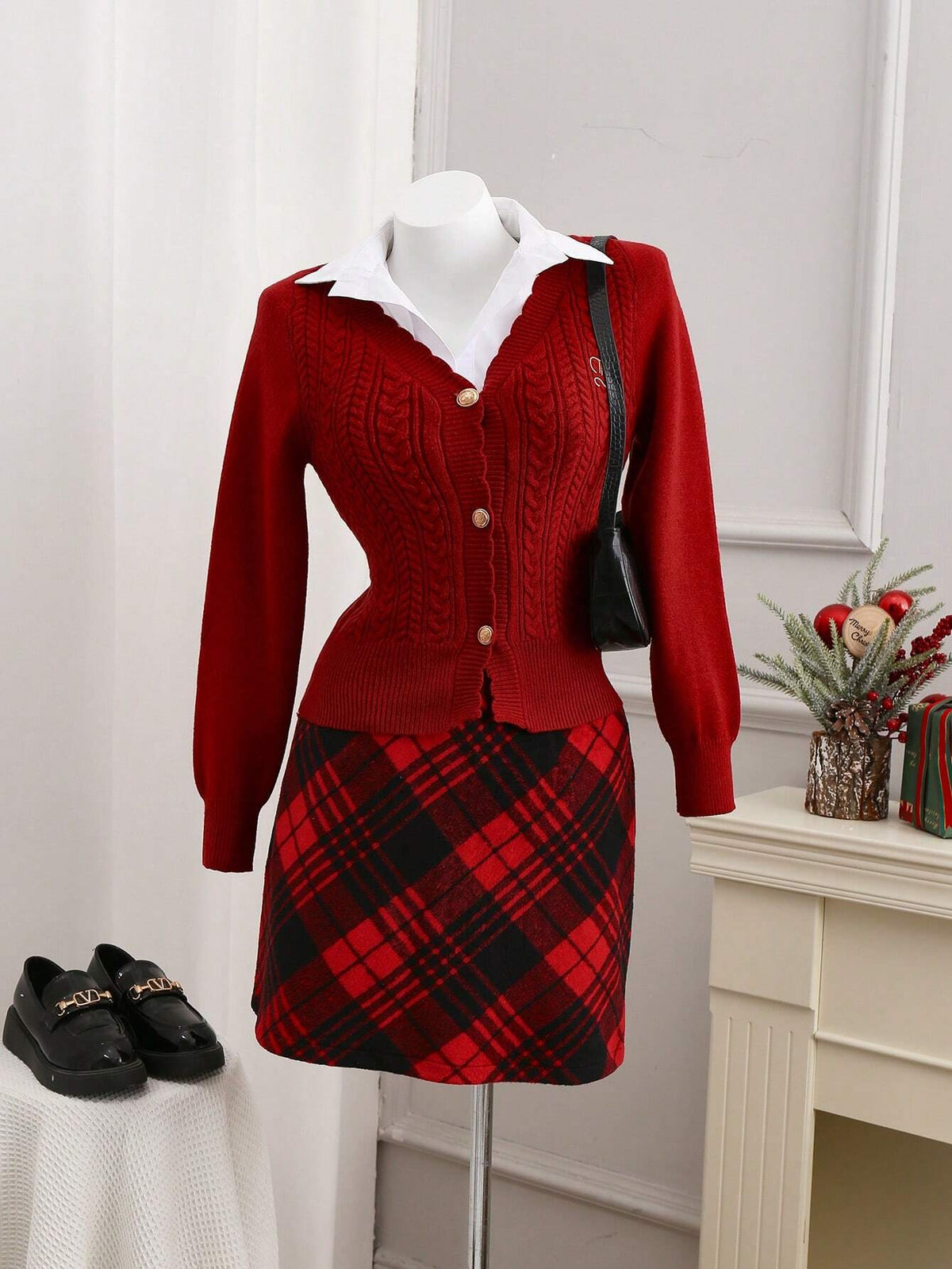 Privé Christmas Red Plaid Vintage A-Line Mini Skirt For Women, Autumn & Winter