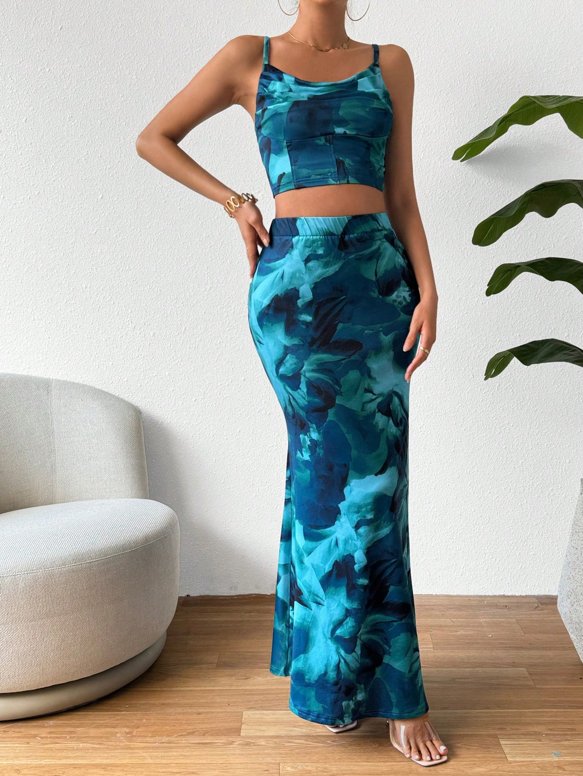 Digital Printed Camisole Top And Mermaid Skirt Set