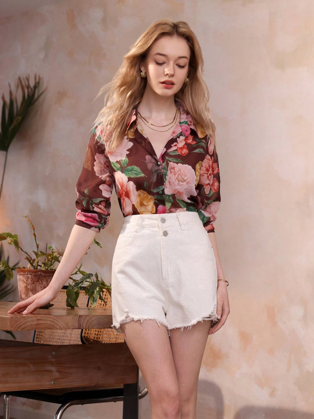 Privé Elegant Realistic Floral Print Chiffon Shirt With Lapel Collar And Button Placket For Women