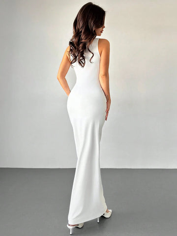 Elegant Sexy Deep V Twist Sleeveless White Maxi Dress, Suitable For Valentine's Day, Dates, Parties