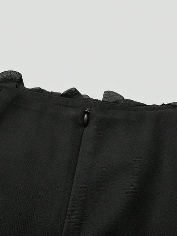 Privé Fashionable 3D Floral Design Solid Color Skort