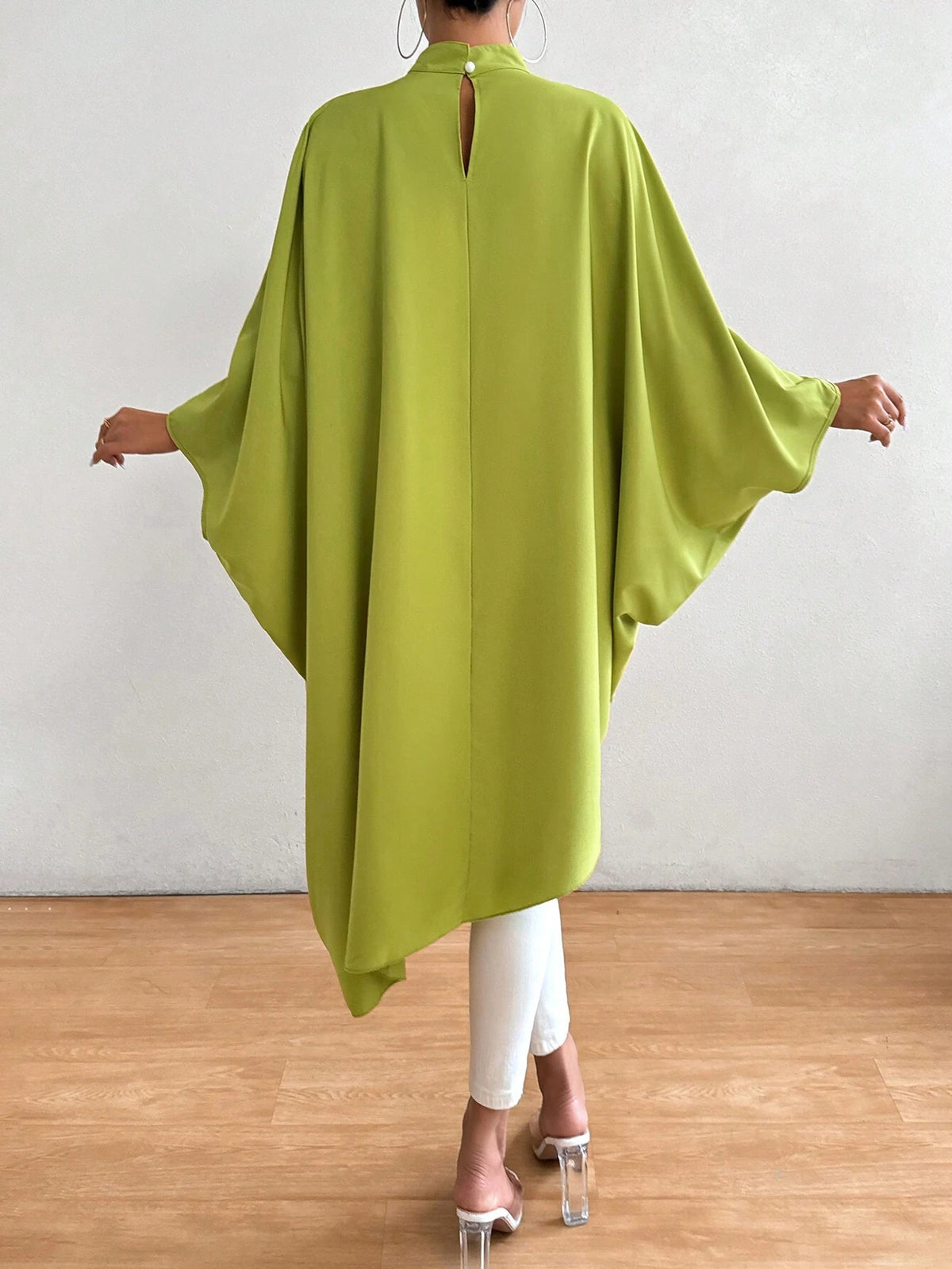 Privé Fashionable Spring/Summer Solid Color Stand Collar Batwing Sleeve Asymmetrical Hem Shirt