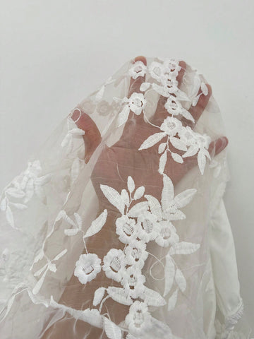 Floral Embroidery Mesh Dress With Diamond-Shape Neckline