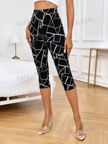 Privé Geo Print Capri Leggings