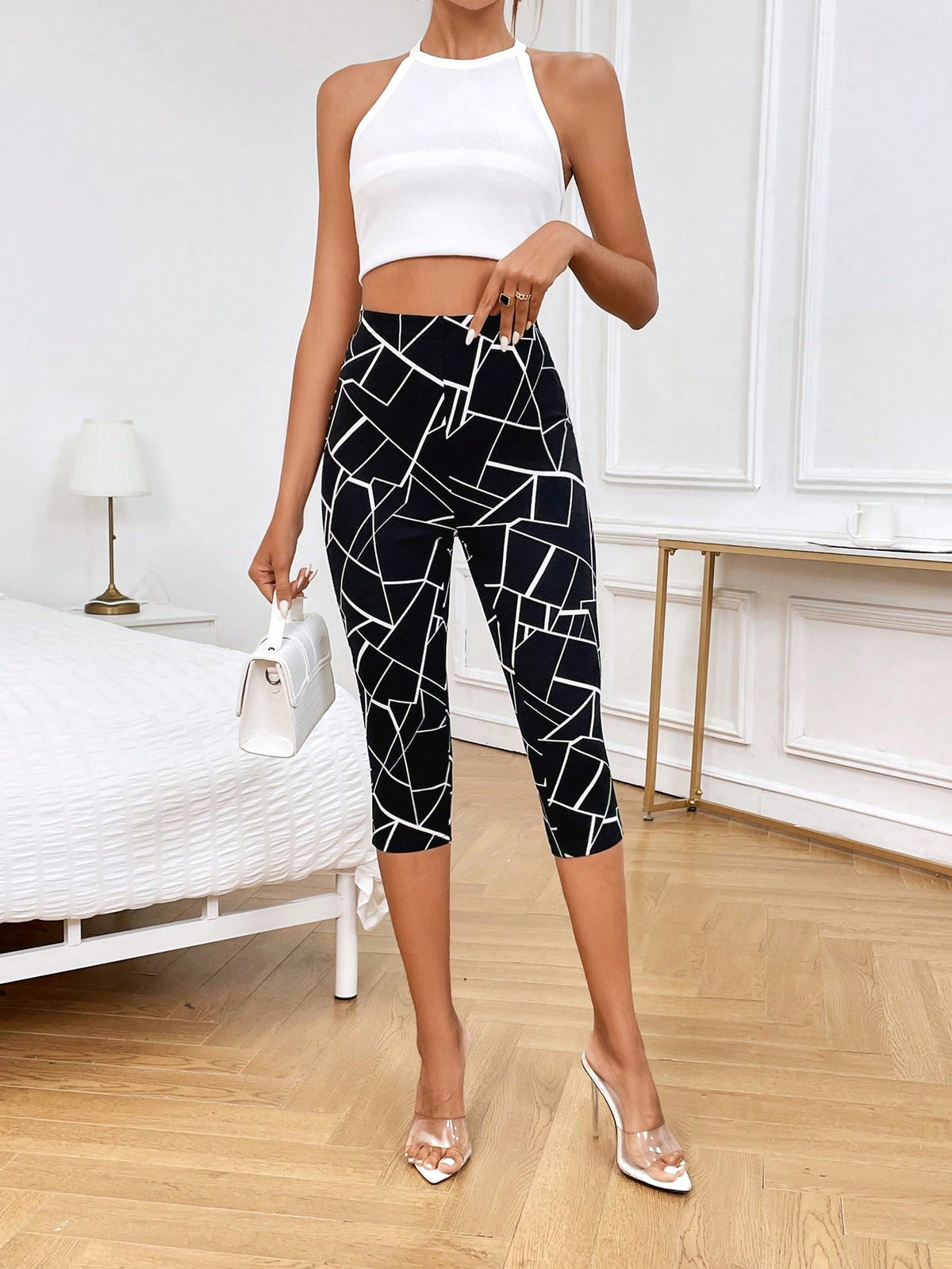Privé Geo Print Capri Leggings