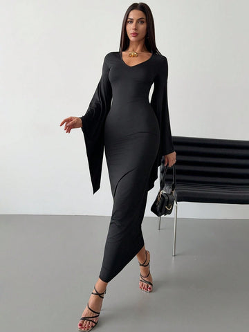Gothic Party Elegant Sexy Black V-Neck Bell Sleeve Fitted Slim Maxi Dress, Winter New Arrival