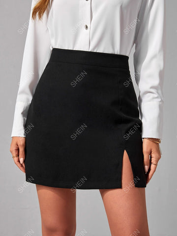 Privé High Waist Solid Slit Skirt