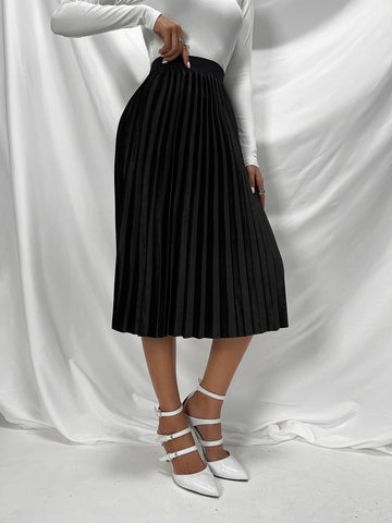 Privé High Waist Velvet Pleated Skirt
