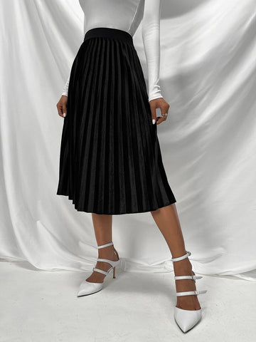 Privé High Waist Velvet Pleated Skirt