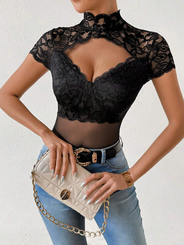 Ladies Solid Color Hollow Out Lace Decoration Jumpsuit