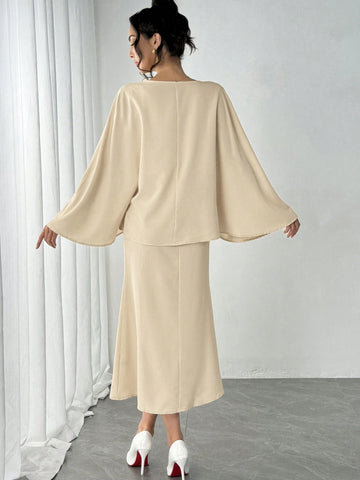Ladies' Solid Color Round Neck Patchwork Poncho Design Elegant Dress, Autumn