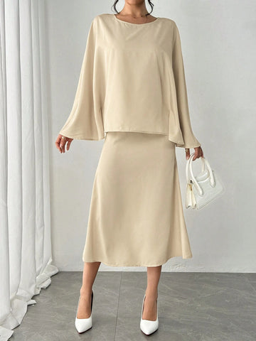 Ladies' Solid Color Round Neck Patchwork Poncho Design Elegant Dress, Autumn