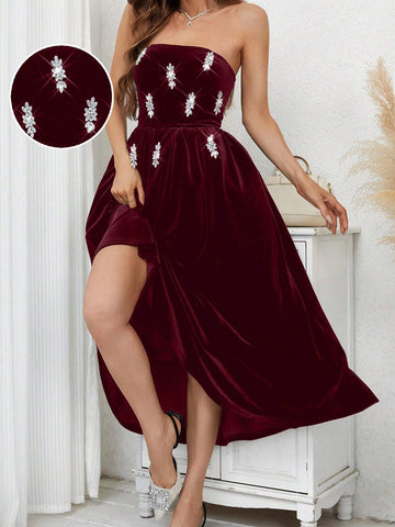 Ladies' Velvet Strapless Dress With Diamond And Printed Design