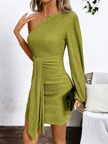 Oblique-Shoulder Tie Tight Vacation Style