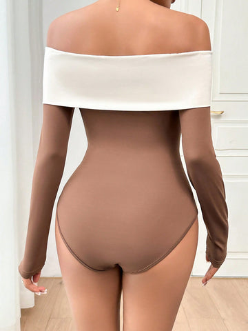 One Shoulder Color-Block Twist Detail Elegant Bodysuit For Women