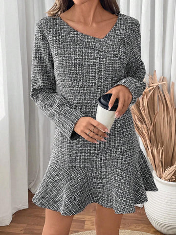 Plaid Print Asymmetrical Neckline Elegant Long Sleeve Dress