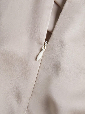 Privé Pleated Midi Skirt For Women