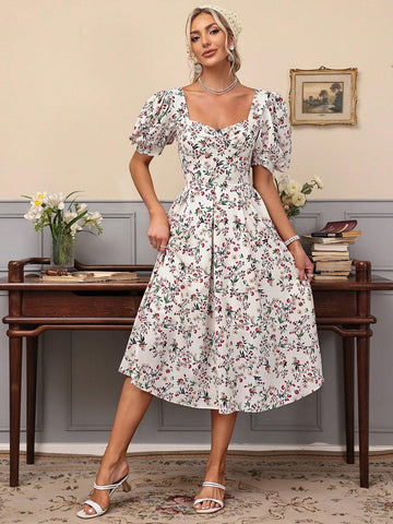 Random Printed Short Sleeve Dress With Sweetheart Neckline