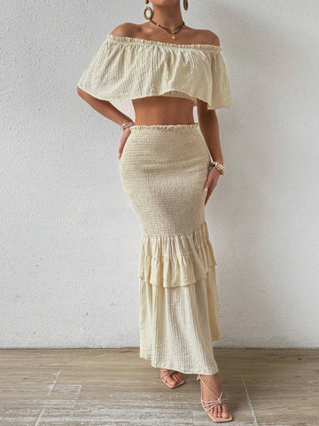 Resort Style Off Shoulder Short Top With Ruffled Hem And Mermaid Skirt Set