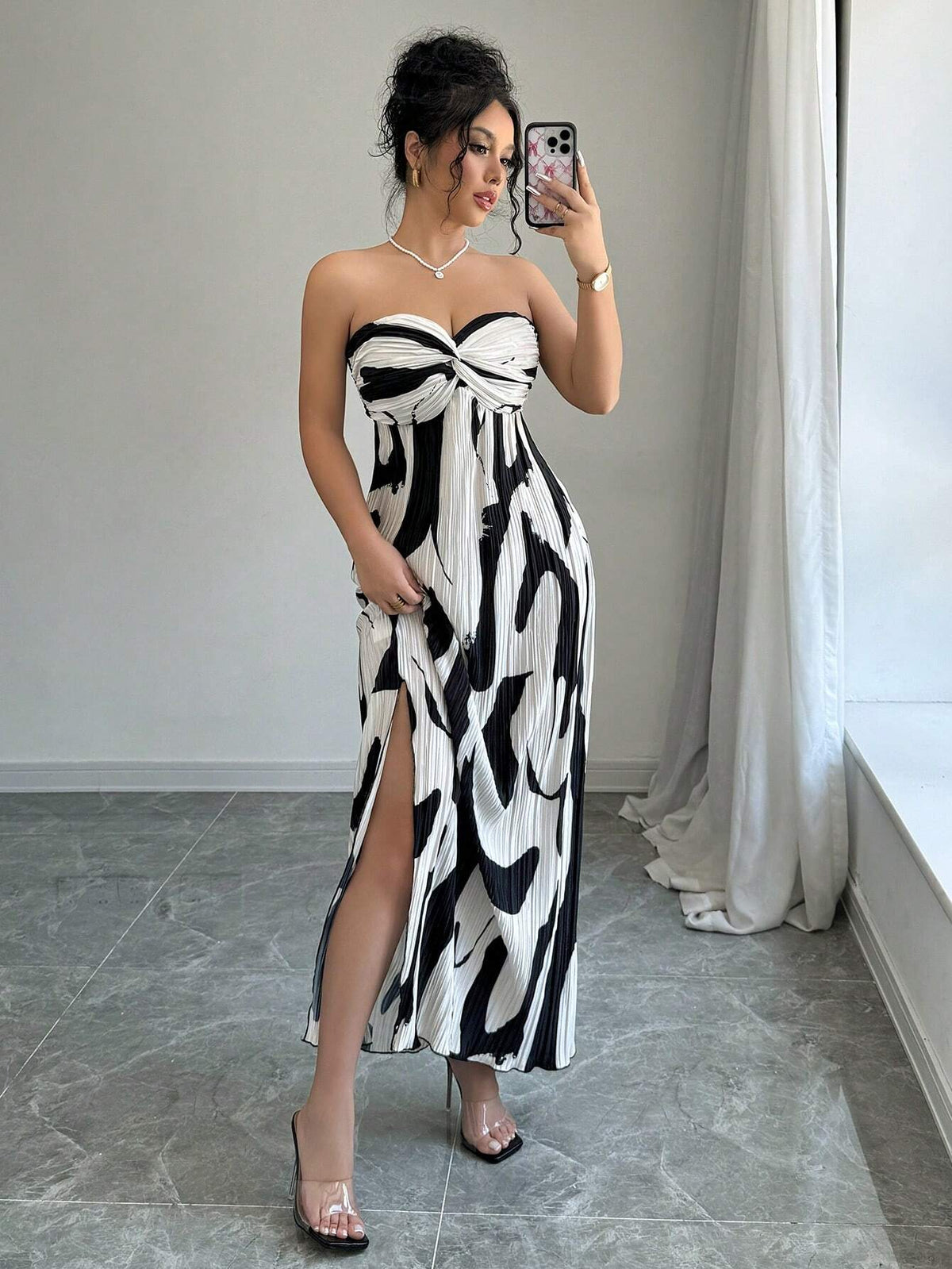 Sexy Casual Bandeau Twist Backless Tie-Up Contrast Floral Print Pleated Fabric Black & Light Pink