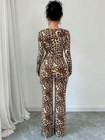 Sexy Elegant Modern Lace-Up Waist Jumpsuit, Leopard Print V-Neck Long Sleeve Extra Long Romper