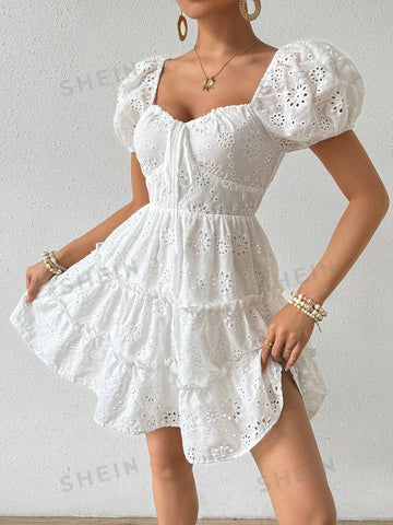 Solid Color Hollow Out Embroidery Bubble Sleeve Dress
