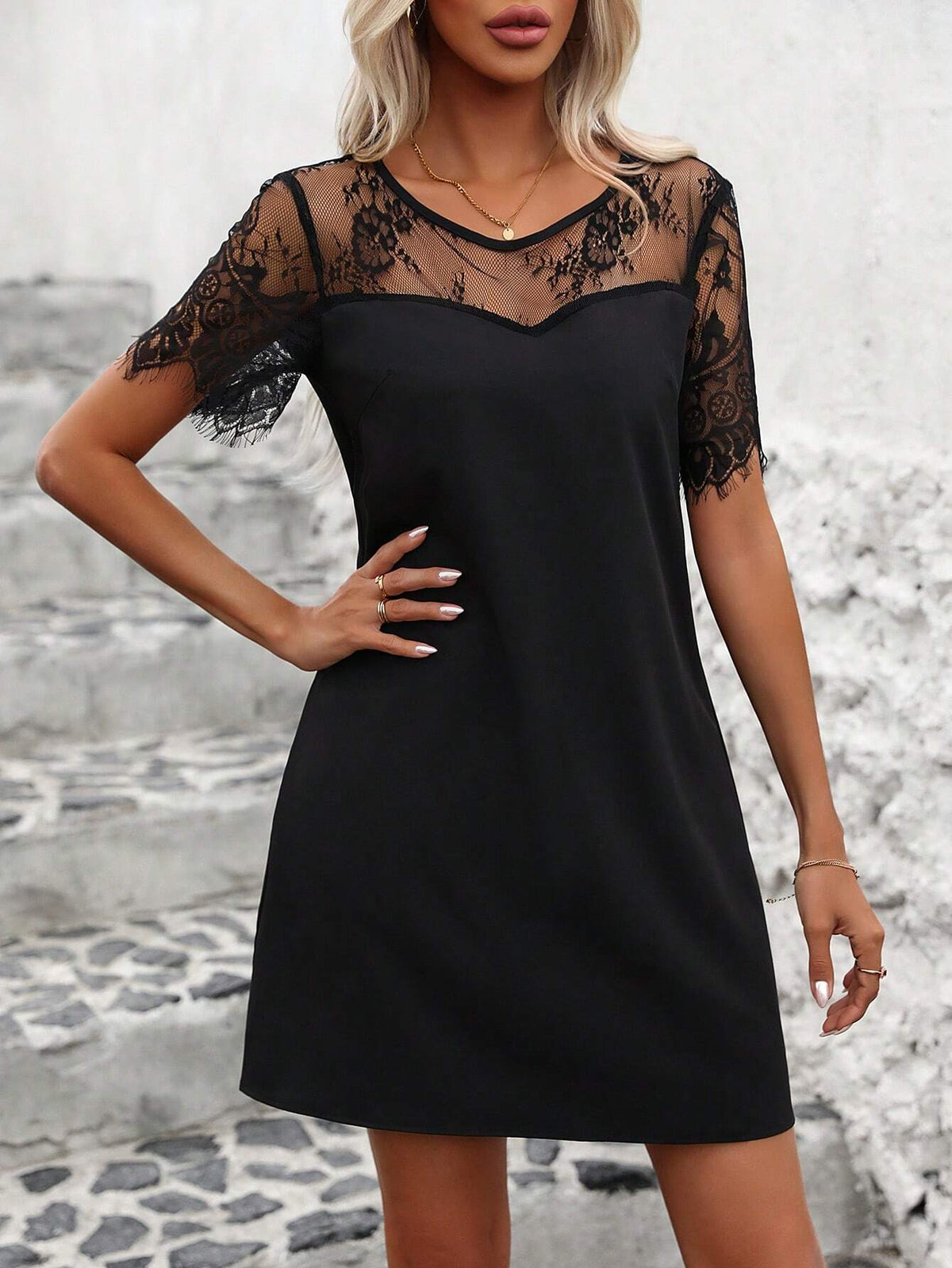 Solid Color Lace Patchwork Dress