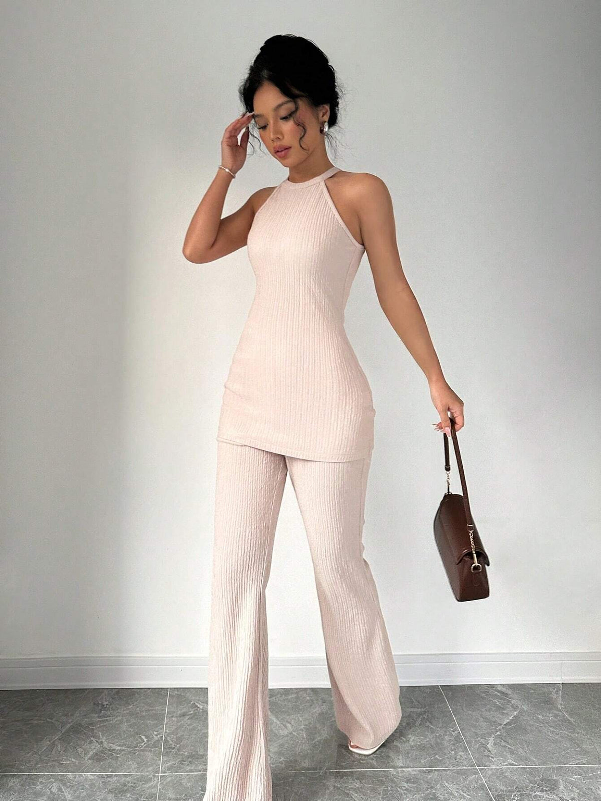 Solid Color Sleeveless Neck Hanging Women's Suit