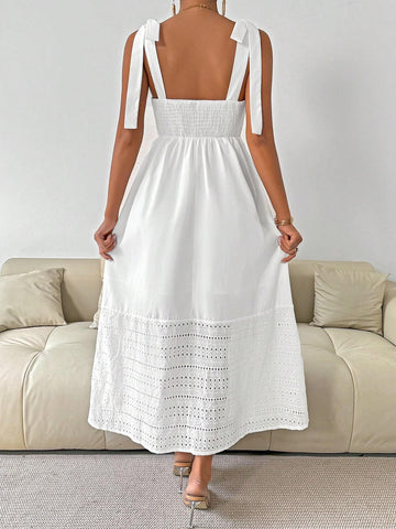 Solid Color Splicing Hollow Out Embroidery Sleeveless Dress
