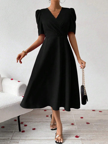 Solid Color V-Neck Elastic Waist Casual Dress