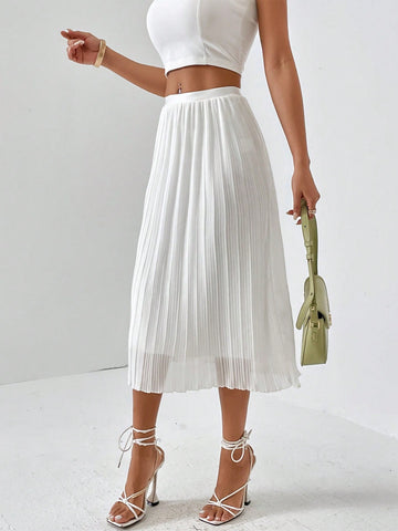 Privé Solid Pleated Hem Skirt