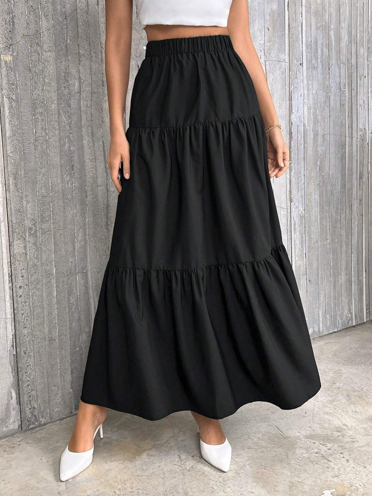 Privé Solid Ruffle Hem Skirt
