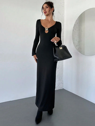 Summer & Early Autumn Sexy Sleeveless Low-Cut Hollow Out Dress With Metal Button Decor