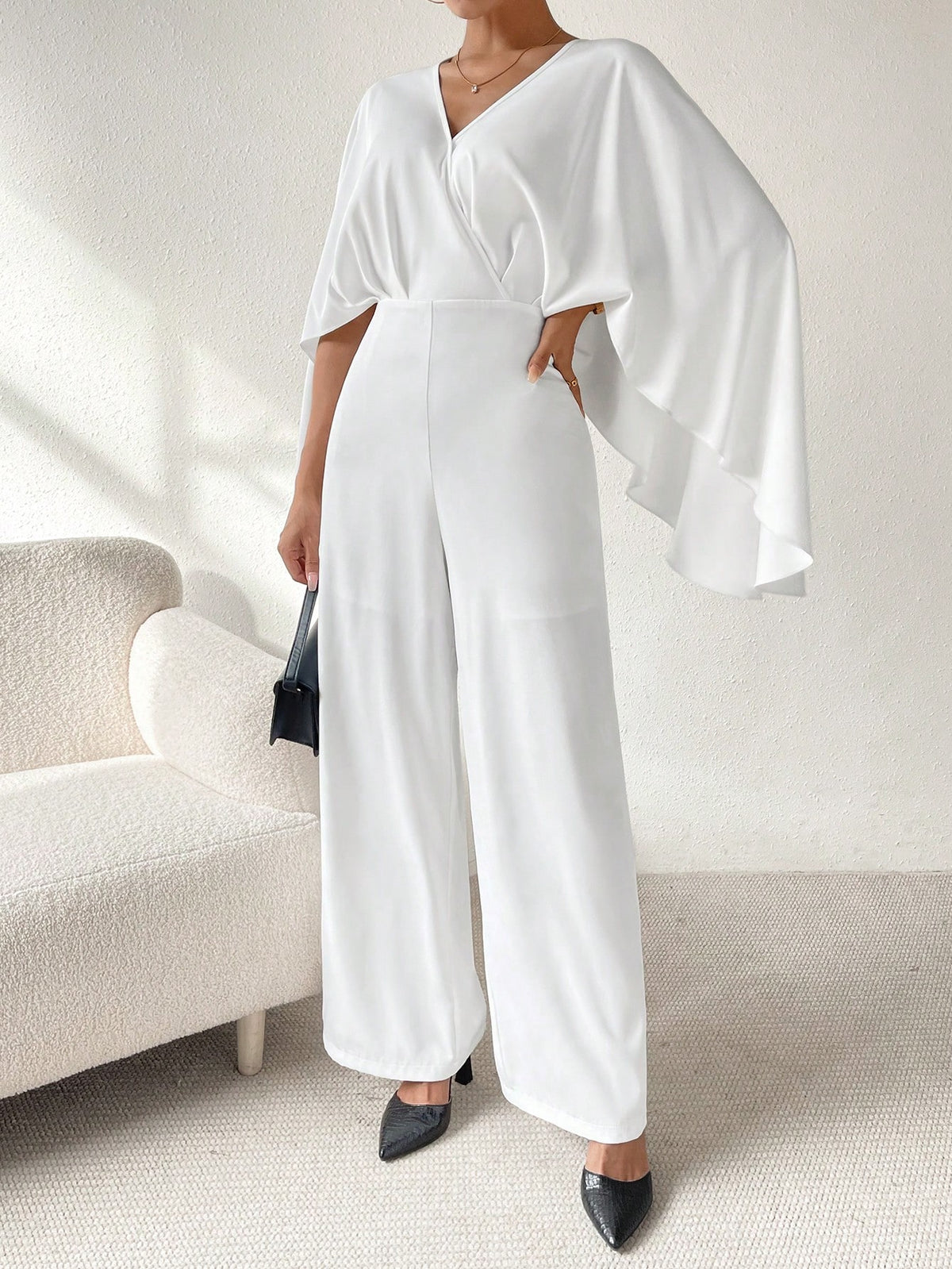 V-neck Batwing Sleeve Waist Belt Jumpsuit