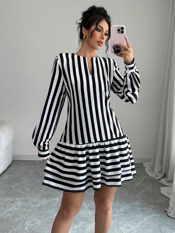 Women Casual Striped Print Cutout Neckline Lantern Sleeve Ruffle Hem Mini Dress