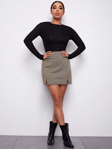 Privé Women Commuting M-Slit Houndstooth Skirt